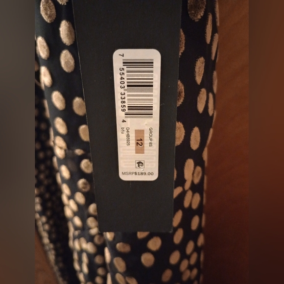 Donna Karan New YorkWomen's Burnout Velvet Sleeveless Midi Dress - Picture 6 of 9